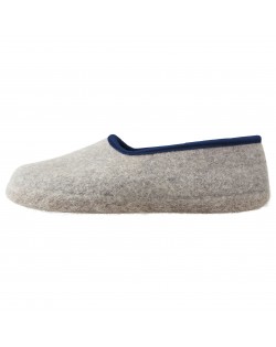 Pantofole chiuse in feltro per signore, signori e bambini in grigio-blu di Haunold, in pura lana