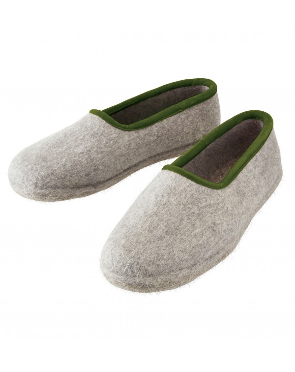 Pantofole chiuse in feltro per signore, signori e bambini in grigio-verde di Haunold, in pura lana