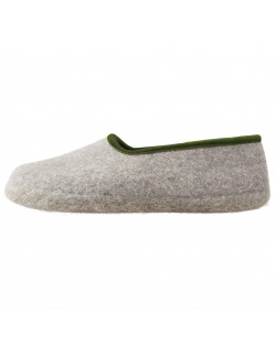 Pantofole chiuse in feltro per signore, signori e bambini in grigio-verde di Haunold, in pura lana