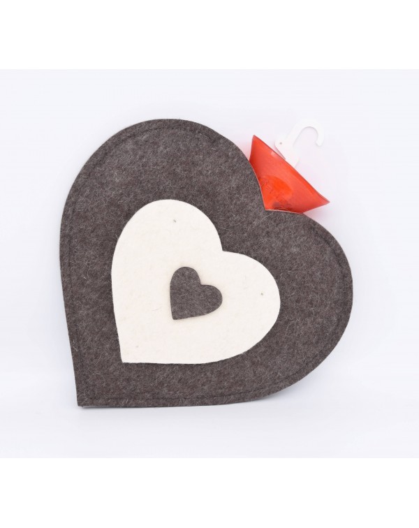 Hot water bottle cover made of Haunold fulled felt, heart-shaped in brown-white Hot water bottle cover made of Haunold fulled felt, heart-shaped in brown-white